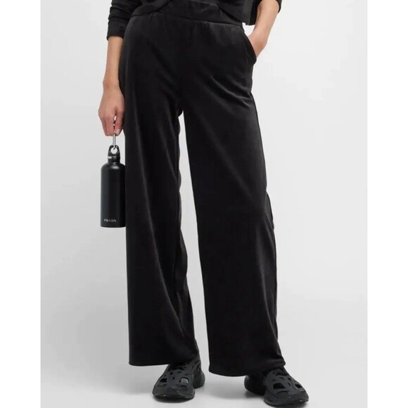 Beyond Yoga Elevate black pants  Size small Pull on wide leg - Picture 1 of 6